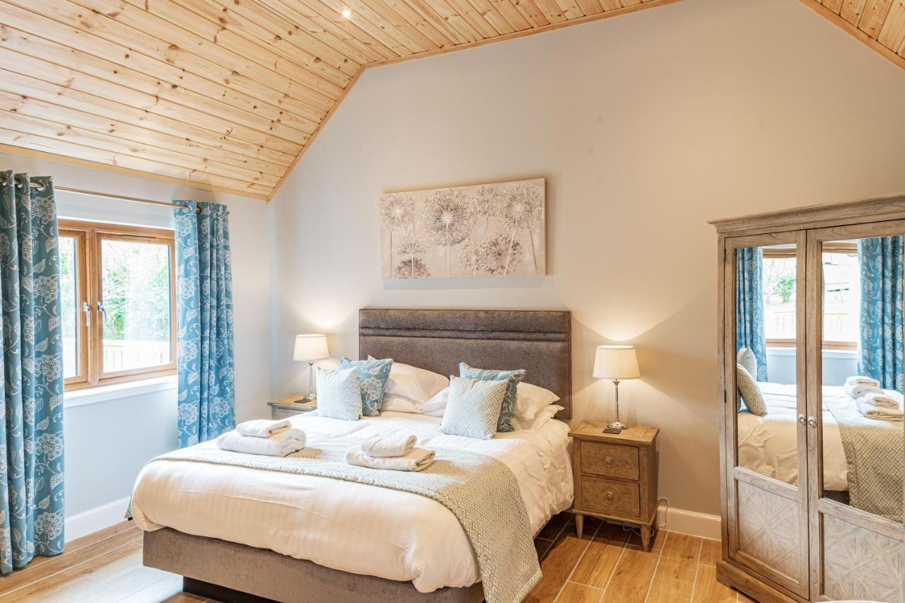 Osprey Lodge 1 With Hot Tub ニュートン・スチュワート エクステリア 写真