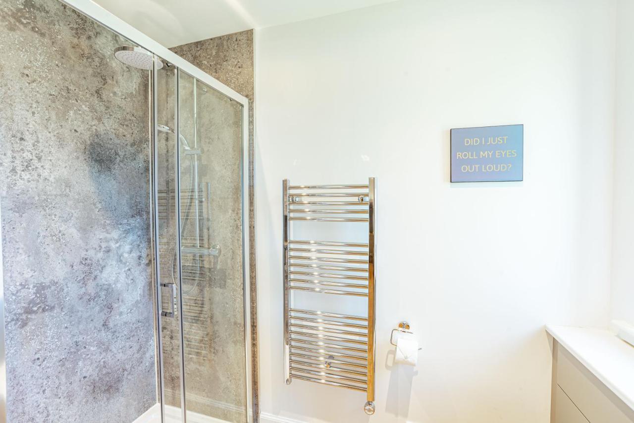 Osprey Lodge 1 With Hot Tub ニュートン・スチュワート エクステリア 写真